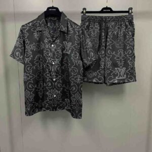 Louis Vuitton Men's Short Sleeve Shirt