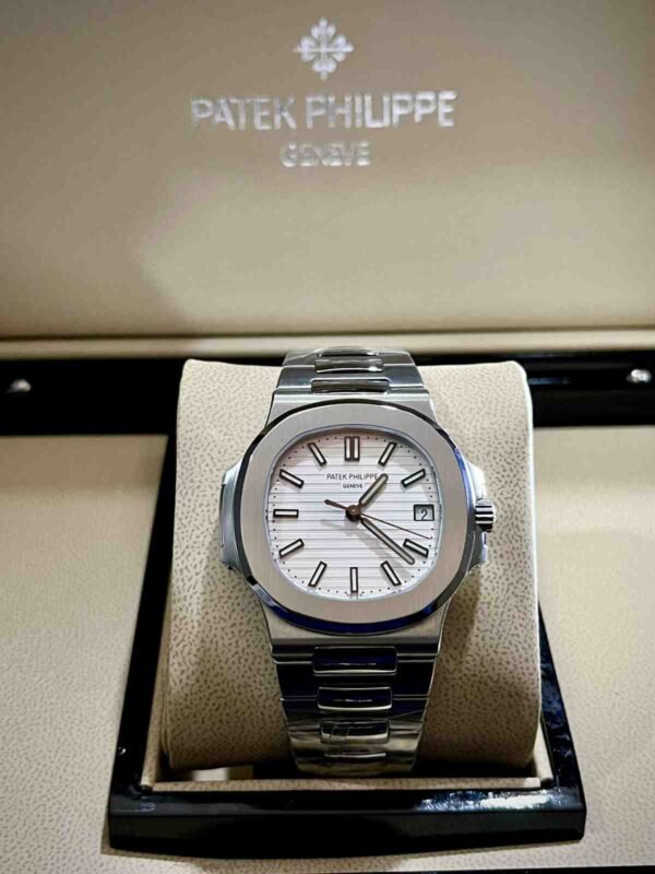 Patek Philippe Nautilus White Dial - Image 2