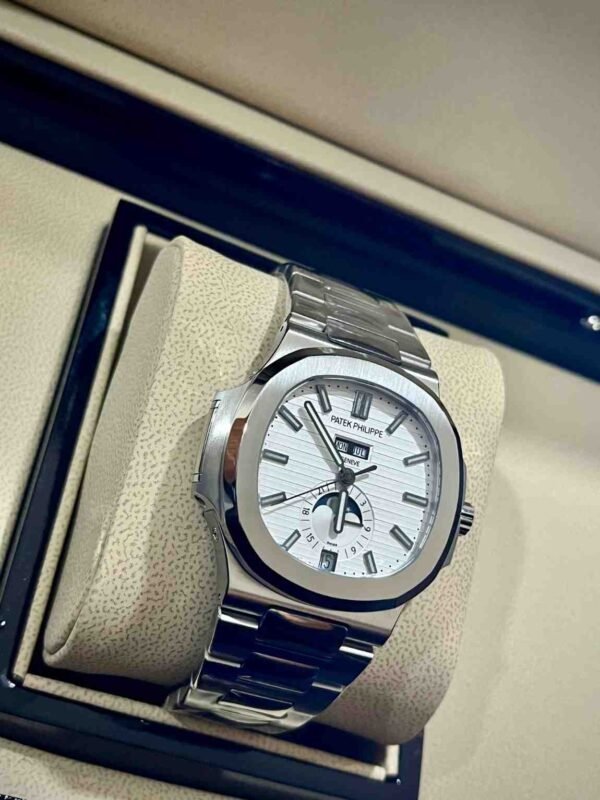 Patek Philippe Nautilus White Dial - Image 5