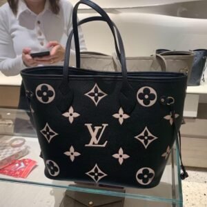 Louis Vuitton Neverfull MM