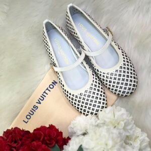 Louis Vuitton Pumps In White